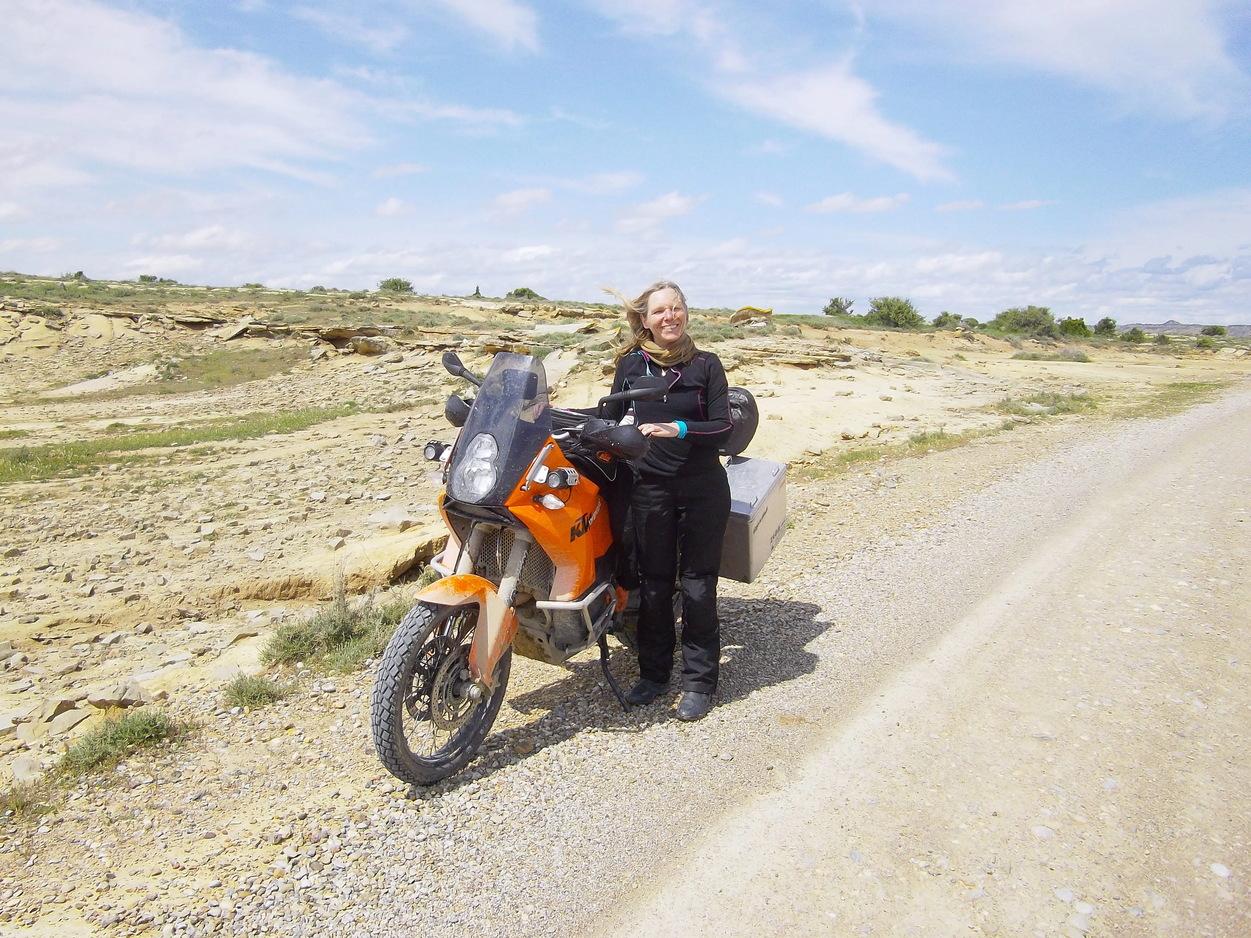 moto dans le parc de bardenas